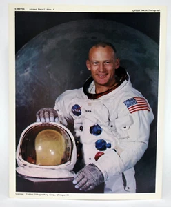 Vintage EDWIN E "BUZZ" ALDRIN JR Official NASA Photo - Apollo 11 - Moon Landing - Bild 1 von 3