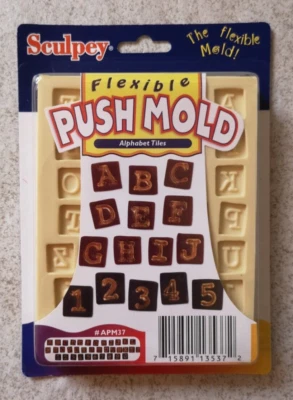 Molde de empuje flexible Sculpey APM37 azulejos del alfabeto  Foto 1 de 2