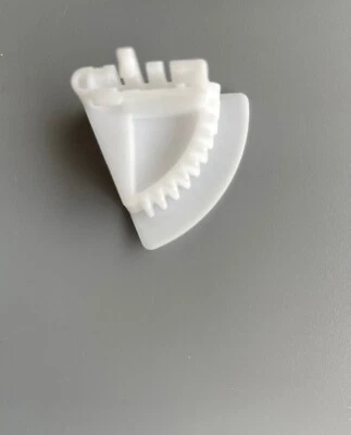 Brother Part For  HL-L6200DW, MFC-8950DW, HL-6180,  LIFT GEAR LY4516001 - Image 1 of 4