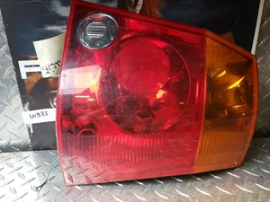 2004 2006 CHRYSLER PACIFICA REAR LEFT DRIVER SIDE TAILLIGHT TAIL LAMP WB88 - Picture 1 of 3
