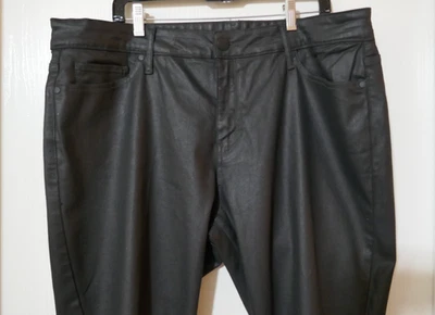 Pantalones de mezclilla ajustados de tiro alto A.N.A para mujer talla 20W recubiertos negros brillantes Foto 1 de 4