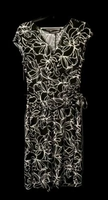 Jones Wear Dress Black and White Floral Wrap Dress Sz 10 Short Sleeve - Image 1 of 4