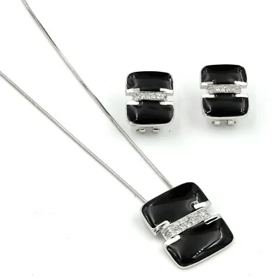 Juego de pendientes y collar esmaltados con circonita cúbica Foto 1 de 4