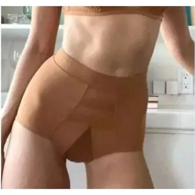 Calcinha feminina We Are HAH cintura alta M açúcar mascavo nova com etiquetas - Imagem 1 de 4