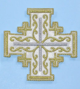 "Aplique de hierro sobre aplique - 3"" x 3"" Cruz de Jerusalén sobre respaldo de satén - ¡Muy llamativo! - Imagen 1 de 1