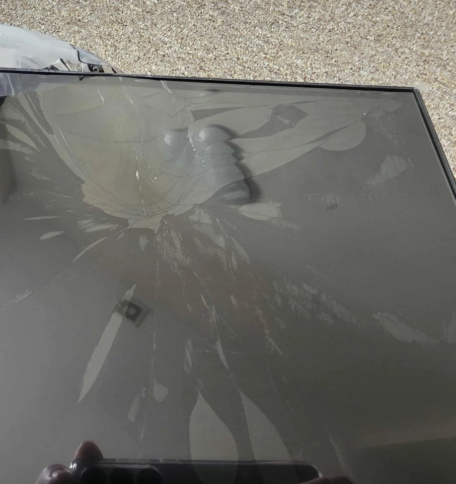 TV spares only. Not powered on as screen damaged.Toshiba 50”UV2F53DBU 4K - Image 1 of 4