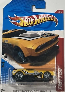 Hot Wheels THRILL RACERS - ACROBACIA CIUDAD '12 ~ PESCADO RÁPIDO (Amarillo) (197/247) - Imagen 1 de 2