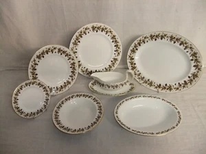 Wedgwood Autumn Vine - vintage gilded tableware - 8I1A - Picture 1 of 10