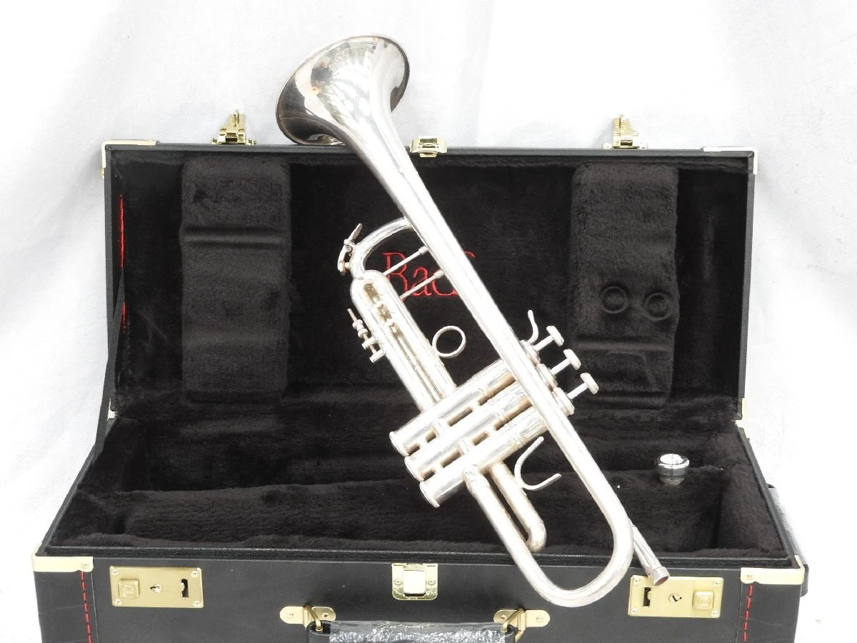 Bach Stradivarius Model 37 ML (1985年代) Bach Stradivarius Model 37 ML (1985年代) - メルカリ