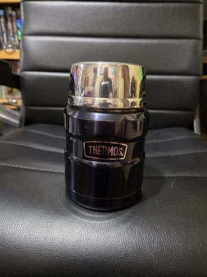 Termo de acero inoxidable 16 oz tarro de comida aislado al vacío negro con cuchara plegable Foto 1 de 4