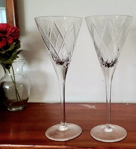 2 Kosta-Boda "Ritz" Wine Glasses (8 3/8 in) - Picture 1 of 4