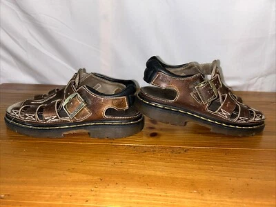 Sandalias cómodas de pescador de cuero marrón Airwair Dr. Martens para hombre - talla 9 Foto 1 de 4