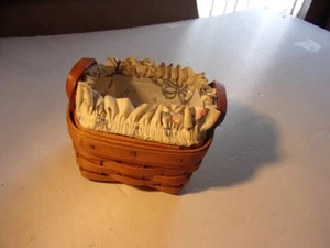 Collectible Longaberger Small Sweet Basil Basket - 1994 - Excellent - $9 s/h - Picture 1 of 2