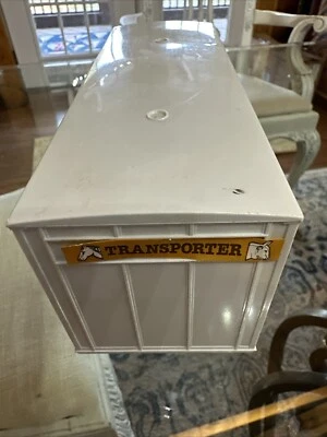 Britains 9580 Magirus Deutz 1.32 Farm  Animal Transporter Piece - Image 1 of 4