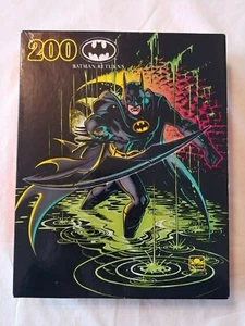 Batman Returns Jigsaw Puzzle - 1992 DC Comics - 200 Piece - Picture 1 of 2