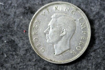 1940 - New Zealand 1 Shilling!!  #J07492 - Image 1 of 2