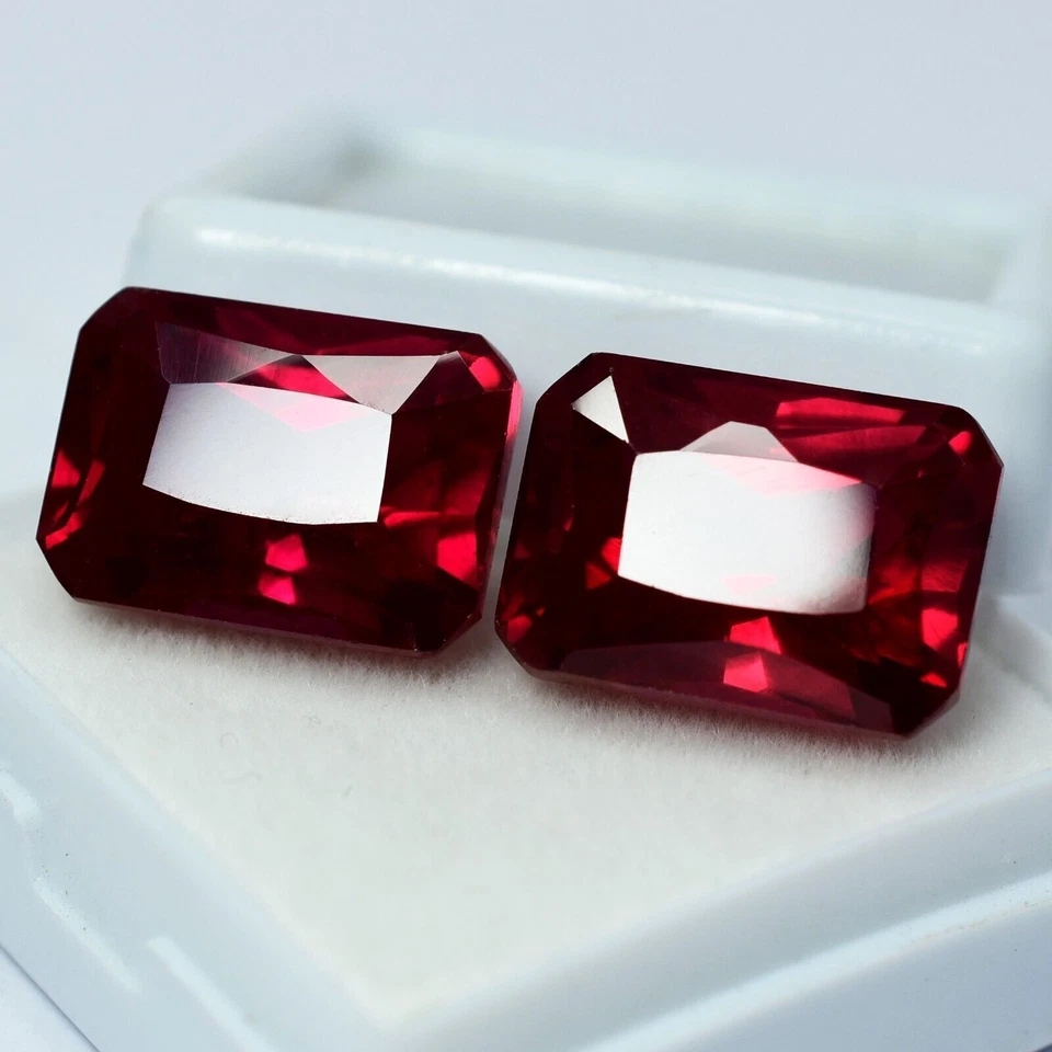 AA++ Natural Loose Gemstone Ruby Bloody Red Emerald Cut 16.50 Ct CERTIFIED Pair - Image 1 of 4