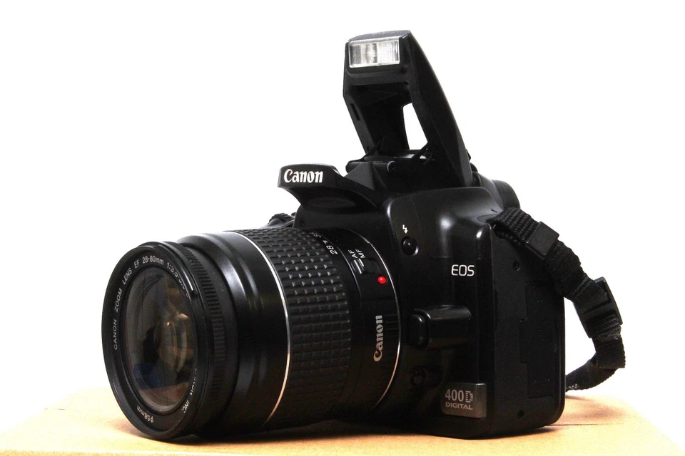 Canon EOS 400D 10,1 MP DSLR mit Canon EF 28-80mm II Objektiv und Zub - Bild 1 von 4