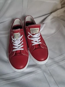 Levi Strauss Red Women's Sneakers Size 8.5 New - Photo 1 sur 8