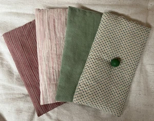 Maileg set of 4 spare mattresses (one with wood 'pea') taken from mouse sets - Picture 1 of 1