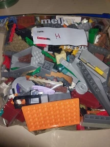 Lego mixed lot 2+ pounds USED - Picture 1 of 6