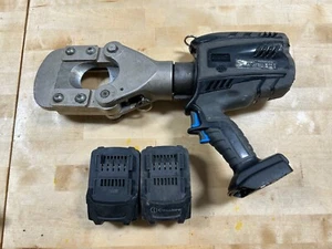 Cembre 18 Volt Model B-TC450 Tool with 2 Batteries - Picture 1 of 2
