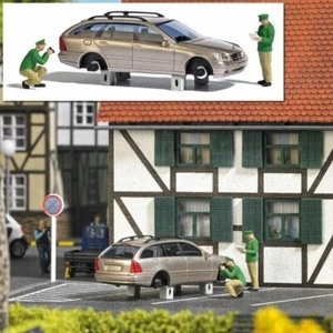 HO 1:87 Busch # 7828 Stolen Wheels, Mercedes-Benz Station Wagon up on Cinder Blo - Picture 1 of 1