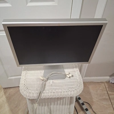 Apple Cinema Display 23" Flat Panel HD LCD Model Number A1082 No Pwr CABLE - Image 1 of 4