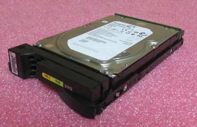 EMC Data Domain 118033058 3TB 3.5'' SAS 6GB/s 7.2K HDD - 100-563-998-01 - Image 1 of 4