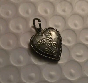 VINTAGE 1940's STERLING SILVER LEAF PUFFY HEART CHARM Flowers - Picture 1 of 2