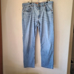 Tommy Bahama Mens Jeans 38x32 (30) Cotton Tencel Blend Soft Blue Orange Fish - Picture 1 of 6