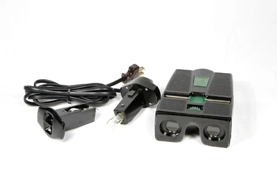 Realist 2062 Electric Stereo Viewer AC/DC With Battery Adaptor - Image 1 of 4