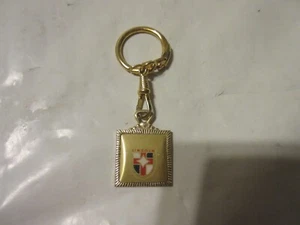 Vintage Lincoln Gold Tone Key Ring Keychain - Picture 1 of 18