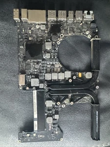 Apple MacBook Pro 15" A1286 i7 2.2GHz Logic Board 820-2915-A 820-2915-B 2011 - Picture 1 of 2