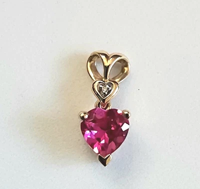 10k Yellow Gold Pink Lab Sapphire Heart w Diamond Accent Dangle LGL Pendant 1.3g - Image 1 of 4