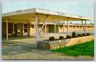 Flora Illinois~New Ranch Motel~TV & Room Phone~Carport~Empty Parking Lot 1950s