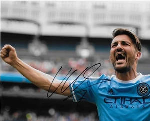 DAVID VILLA 'NEW YORK CITY FC' SPAIN NATIONAL SIGNED 8X10 PICTURE *COA *PROOF 3 - Picture 1 of 2