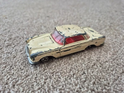 Vintage 1960S Corgi Giocattoli 230 Mercedes Benz 220SE Coupé Crema Diecast Auto - Immagine 1 di 4