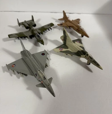 Lote de juguetes de aviones Motormax Skywings Jaguar Mirage Thunderbolt II Eurofighter Foto 1 de 4