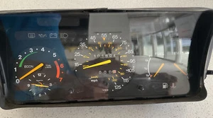 PANEL DE INSTRUMENTOS SAAB CLASSIC 900 SIN TURBO/MILLAS - Imagen 1 de 2