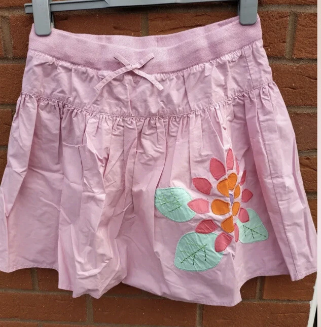 Mini Boden-sz 5/6-Appliqué-Skirt-Pink-Floral-elastic Waist - Image 1 of 4