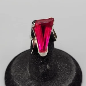 Large Fantasy Cut Lab Created Ruby Sterling Silver Modernist Ring Sz 5 7.5g - Picture 1 of 12
