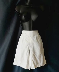 Gator of Florida 1950s 60s Vintage IVORY WHITE WIDE LEG  SHORTS - 26 inch waist - Picture 1 of 5