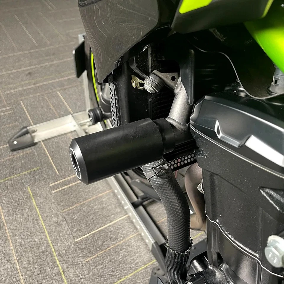 2018-2024 For Kawasaki Z900RS ZR900 Cafe CNC Frame Slider Anti-Crash Protection - Image 1 of 4