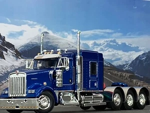 1/64 DCP SOVEREIGN BLUE KENWORTH W900L W/ 72" AEROCAB FLAT TOP SLEEPER - Picture 1 of 6