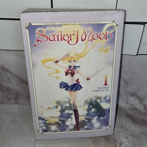 Pretty Guardian Sailor Moon Eternal Edition 1 Manga English Book - Picture 1 of 6