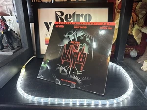 The Mangler Unrated Director's Cut 1995 Laserdisc Stephen King VG - Picture 1 of 6
