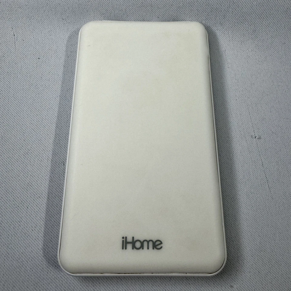 Banco Cargador de Batería Portátil Externo iHome 5000 mAh 2 USB 1 Micro IHPP2013 Foto 1 de 4