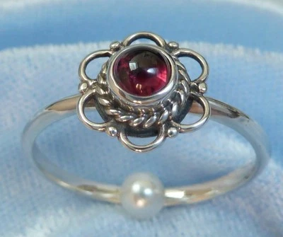 Hermoso anillo de ley, granate natural de 4 mm, Konder #561 Foto 1 de 4