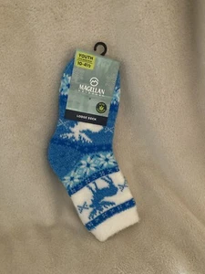 Magellan Lodge Socks Blue & White Moose Pattern - Youth Size 10 - 4.5 -New - Picture 1 of 2